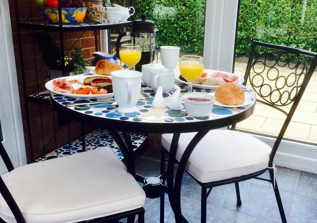 Stepping Stones B&B Lymington Dış mekan fotoğraf